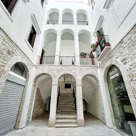 Residenza Rebecca Apartment ตรานิ ภายนอก รูปภาพ