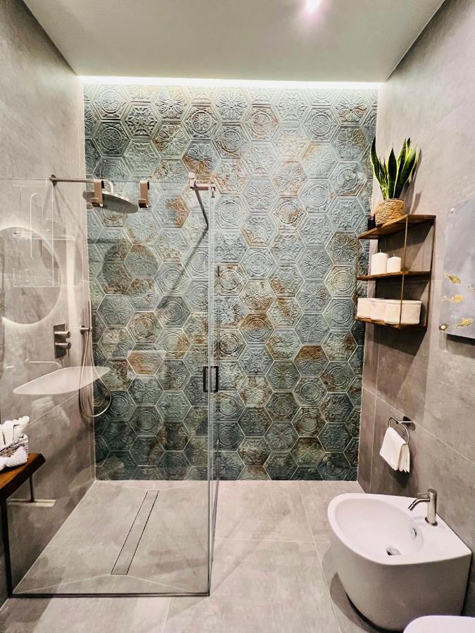 Residenza Rebecca Apartment ตรานิ ภายนอก รูปภาพ