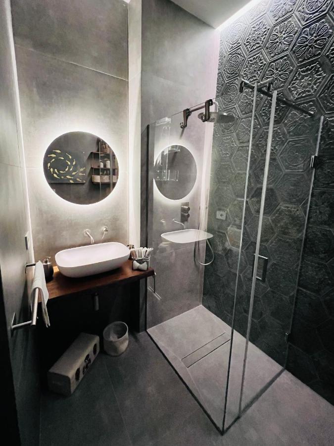 Residenza Rebecca Apartment ตรานิ ภายนอก รูปภาพ