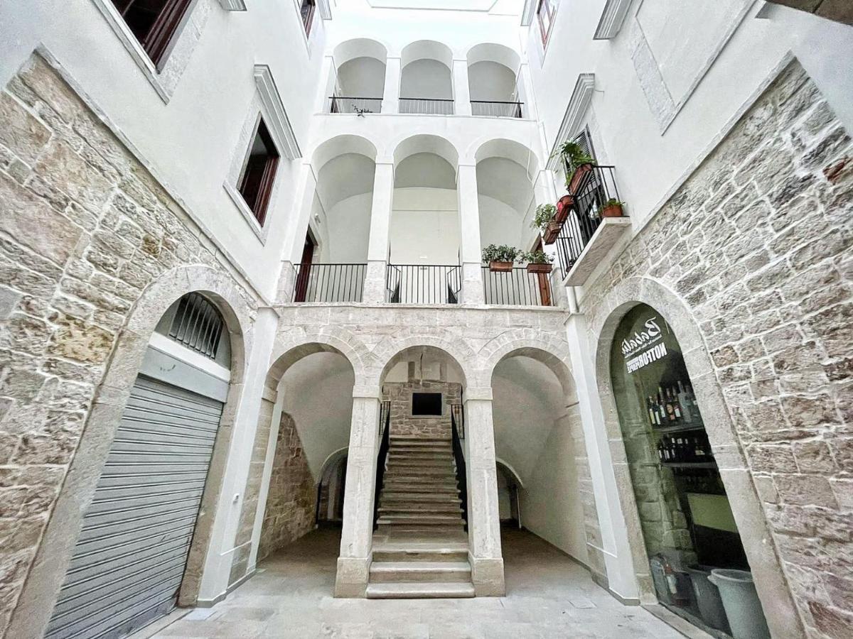 Residenza Rebecca Apartment ตรานิ ภายนอก รูปภาพ